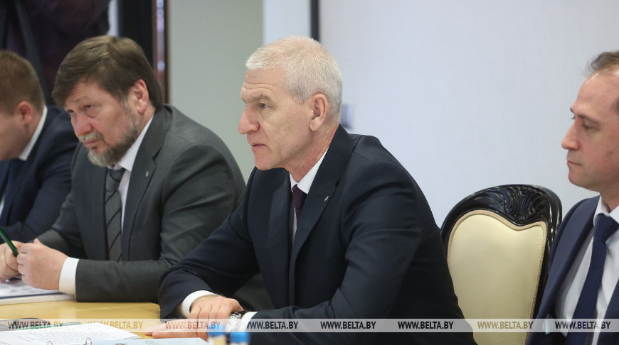 Олег Матыцин во время заседания