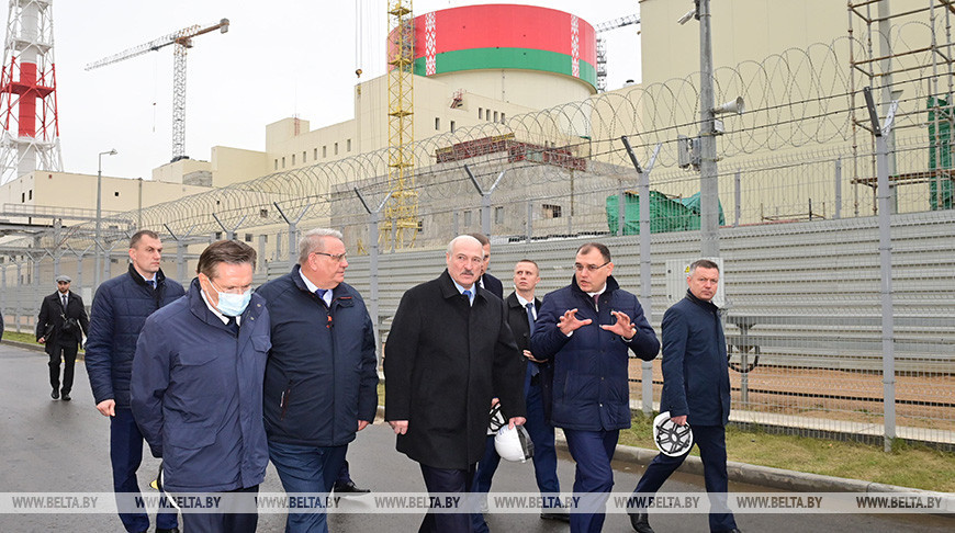 Александр Лукашенко во время посещения БелАЭС, когда был произведен запуск Белорусской атомной электростанции, ноябрь 2020 года