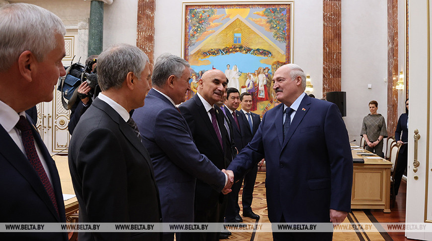 Александр Лукашенко встретился с участниками заседания Совета Парламентской ассамблеи ОДКБ