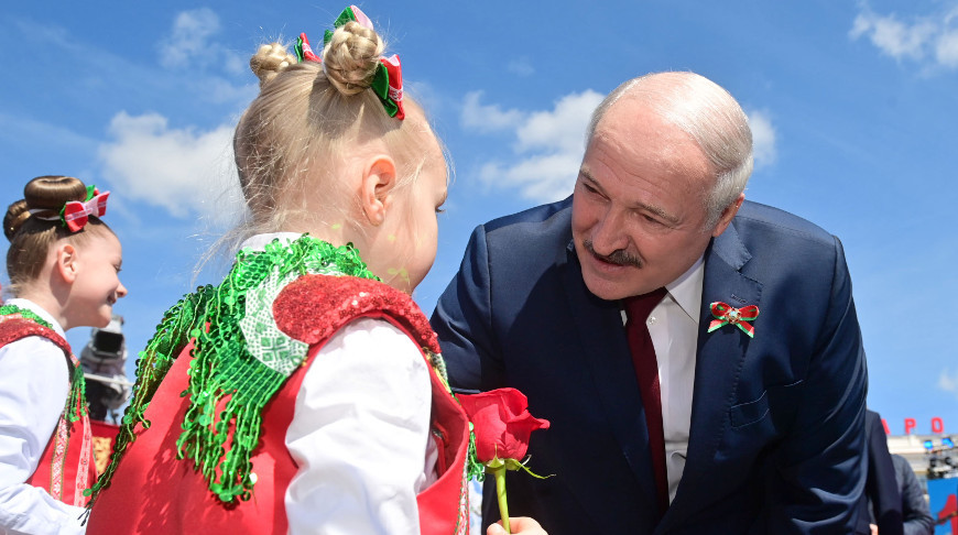 Александр Лукашенко принял участие в торжественных мероприятиях в честь Дня Победы, май 2021 года