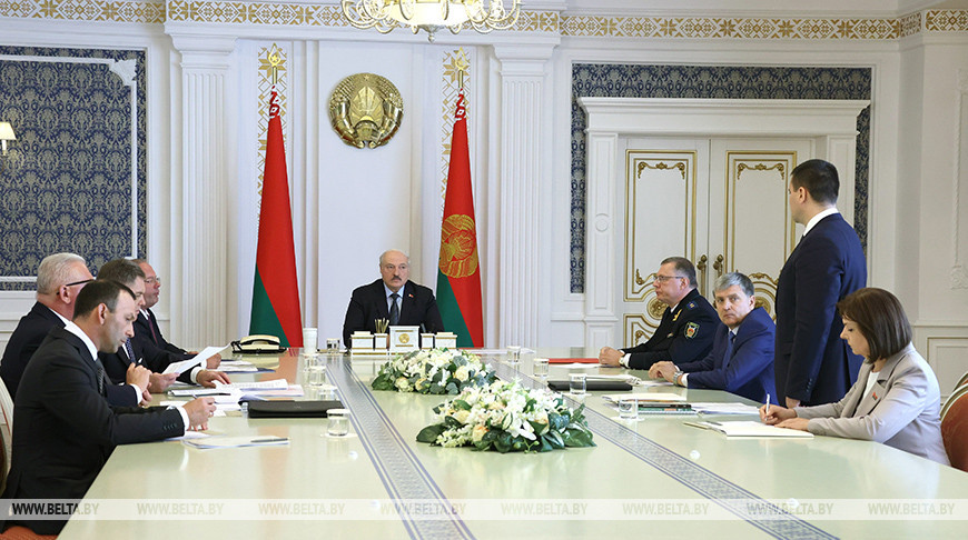 Александр Лукашенко 18 августа собрал совещание о готовности системы образования к новому учебному году