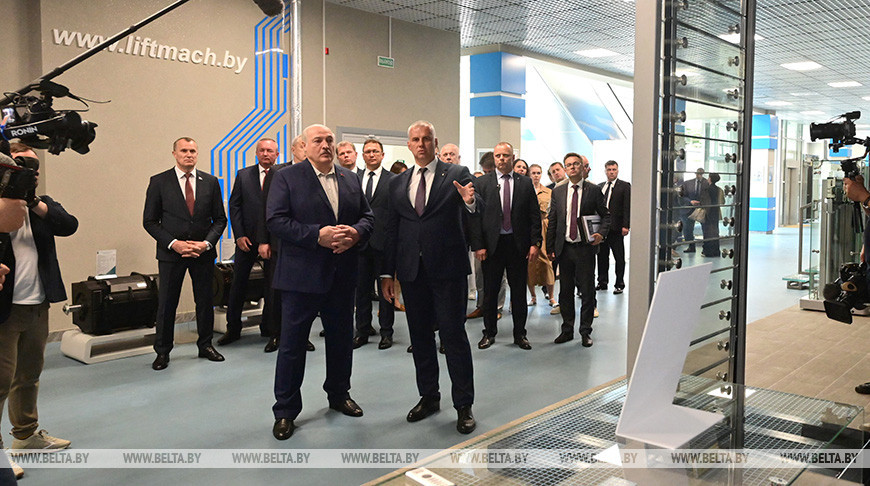 Александр Лукашенко посетил ОАО "Могилевский завод лифтового машиностроения", июль 2023 года
