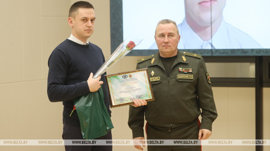 В номинации "В режиме реального времени" первой премией был отмечен специальный корреспондент главной редакции информации БЕЛТА Андрей Воропай