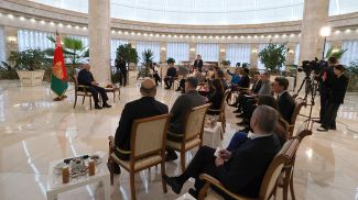 Во время встречи Александра Лукашенко с иностранными журналистами. Фото из архива