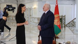 Диана Панченко и Александр Лукашенко во время интервью