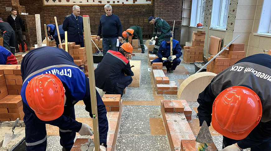 Фото Белорусского профсоюза работников строительства и промстройматериалов