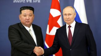 Ким Чен Ын и Владимир Путин. Фото пресс-службы президента РФ