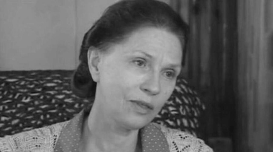 Наталья Дмитриева. Кадр из сериала "Улицы разбитых фонарей"