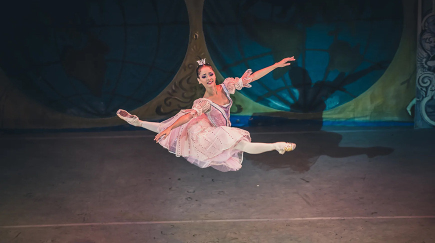 Фото театра классического балета Н.Касаткиной и В.Василева