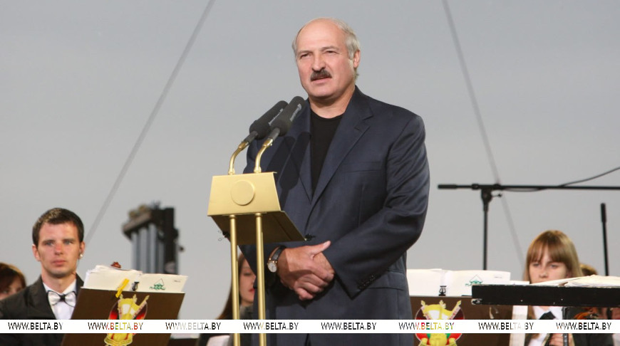 Александр Лукашенко на летнем фэсте "Александрия собирает друзей", 2010 год