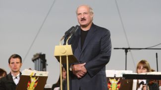 Александр Лукашенко на летнем фэсте &quot;Александрия собирает друзей&quot;, 2010 год