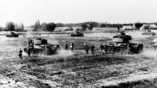 Наступление советских танков и пехоты под Витебском, июнь 1944 года