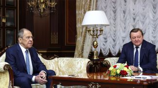 Министр иностранных дел России Сергей Лавров и министр иностранных дел Беларуси Сергей Алейник