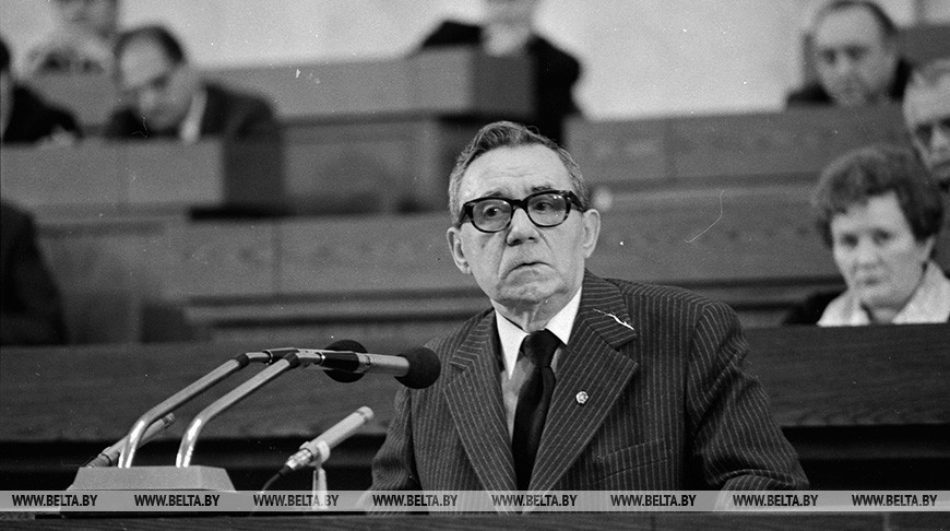 Андрей Громыко во время восьмой сессии одиннадцатого созыва Верховного Совета БССР, февраль 1988 года. Фото из архива