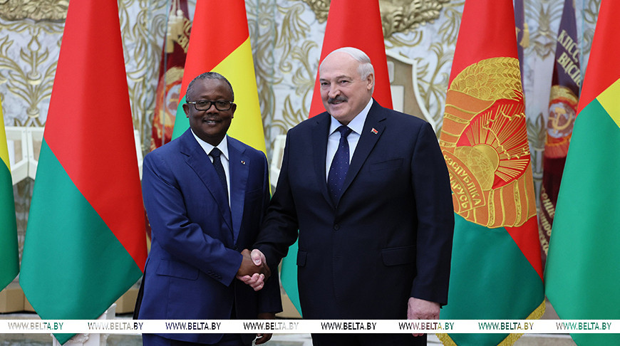 Умару Сисоку Эмбало и Александр Лукашенко