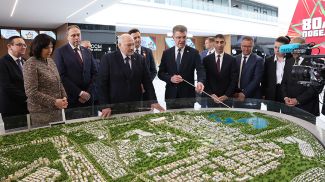 Александр Лукашенко 8 мая в торжественной обстановке открыл Международный выставочный центр в Минске