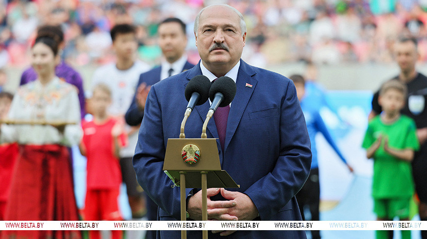Лукашенко: Национальный футбольный стадион