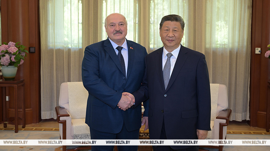 Президент Беларуси Александр Лукашенко и Председатель Китайской Народной Республики Си Цзиньпин. Фото из архива