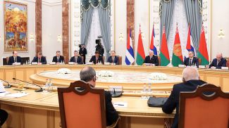 Мигель Диас-Канель Бермудес и Александр Лукашенко Мигель Диас-Канель Бермудес и Александр Лукашенко