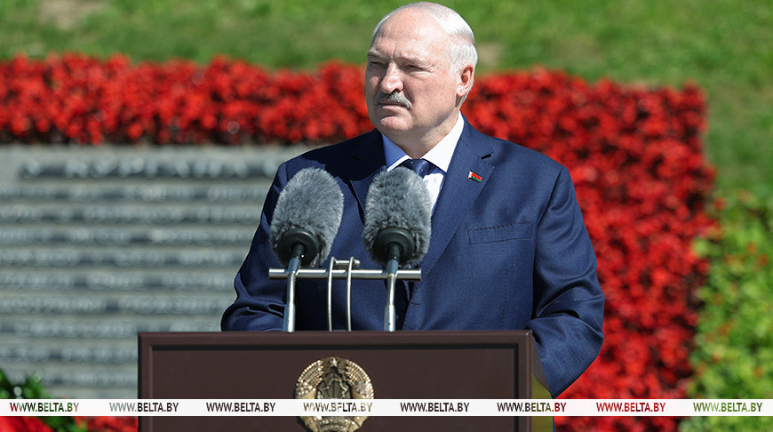 Александр Лукашенко на торжественном мероприятии, посвященном Дню Независимости Республики Беларусь
