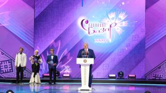 Александр Лукашенко во время церемонии торжественного открытия XXXIV Международного фестиваля искусств "Славянский базар в Витебске"