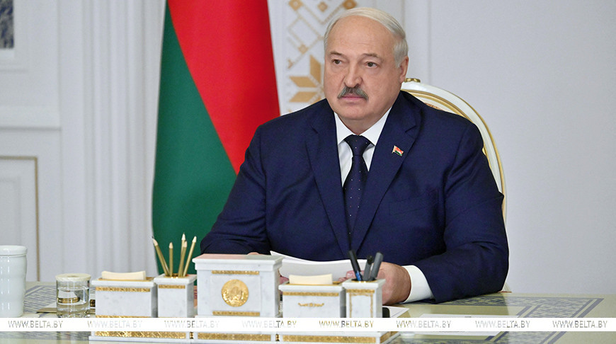 Александр Лукашенко во время совещания об эффективности системы торгового обслуживания населения в масштабах Беларуси