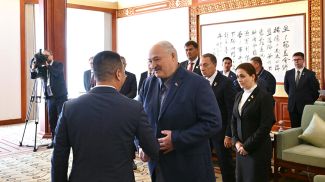 Во время встречи с руководством компании &quot;Шаньдун Лисэнтэ Агротехнолоджи&quot; во главе с председателем правления Ваном Шоубо