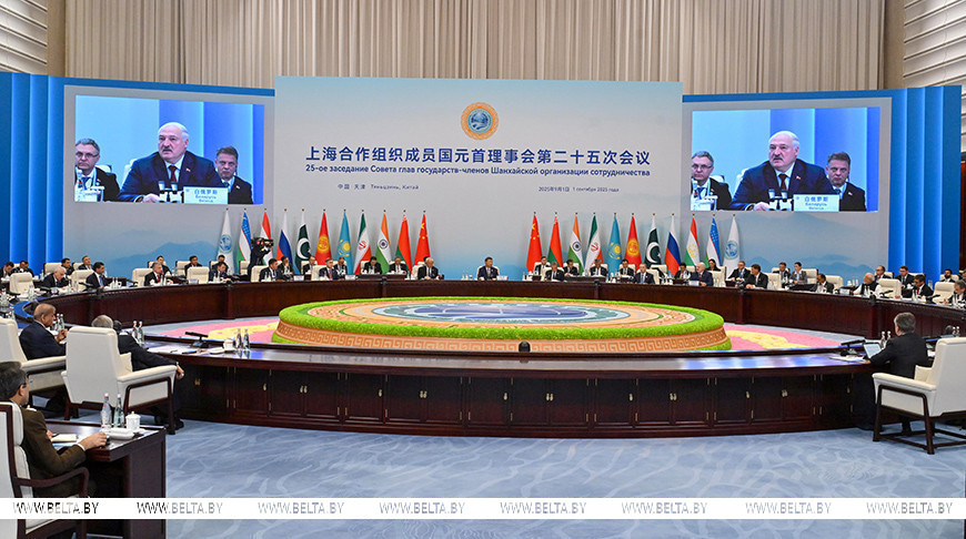 Александр Лукашенко принял участие в саммите Шанхайской организации сотрудничества в Тяньцзине