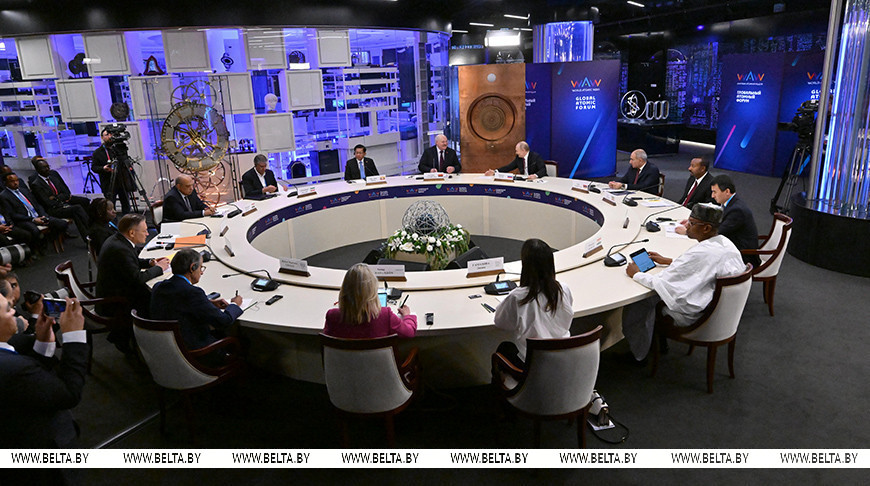 Александр Лукашенко принял участие в Глобальном атомном форуме, который прошел в Москве на территории ВДНХ