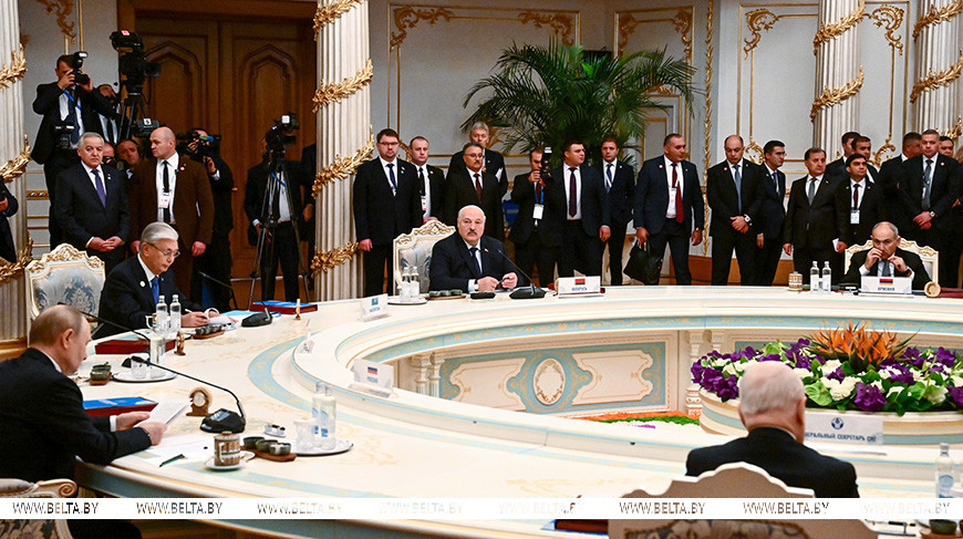 Александр Лукашенко на заседании Совета глав государств СНГ в узком формате