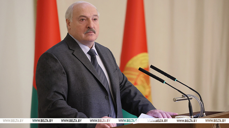 Александр Лукашенко на совещании в Витебске