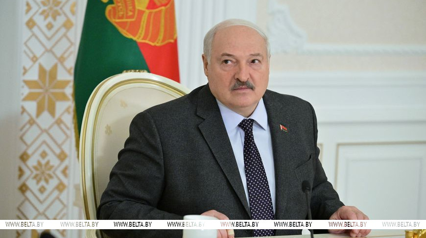 Александр Лукашенко во время совещания о доработке программы социально-экономического развития Беларуси на 2026-2030 годы