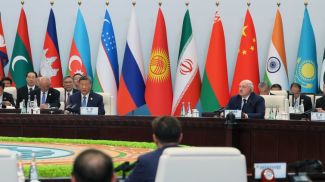 Александр Лукашенко во время выступления на саммите в Тяньцзине