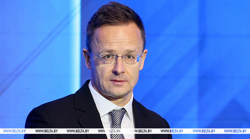 Петер Сийярто