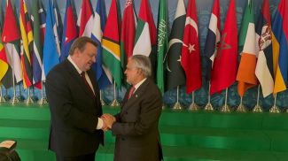 Сергей Алейник и Мухаммад Исхак Дар. Фото Совета Республики Национального собрания Республики Беларусь