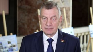 Юрий Назаров
