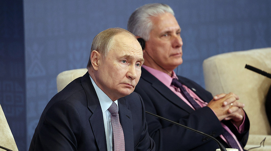 Владимир Путин и Мигель Марио Диас-Канель Бермудес