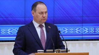 Роман Головченко