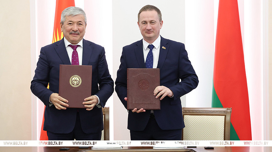 Адылбек Касымалиев и Александр Турчин