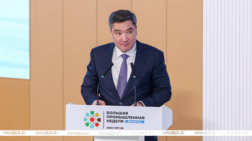 Олжас Бектенов