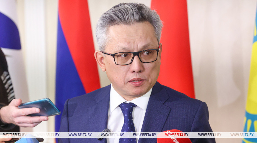 Бахыт Султанов