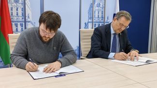 Михаил Давиденя и Анатолий Калинин. Фото СЭЗ &quot;Минск&quot;