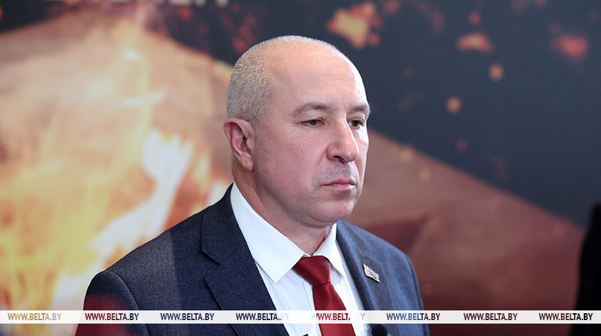 Юрий Караев