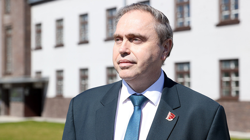 Владимир Караник