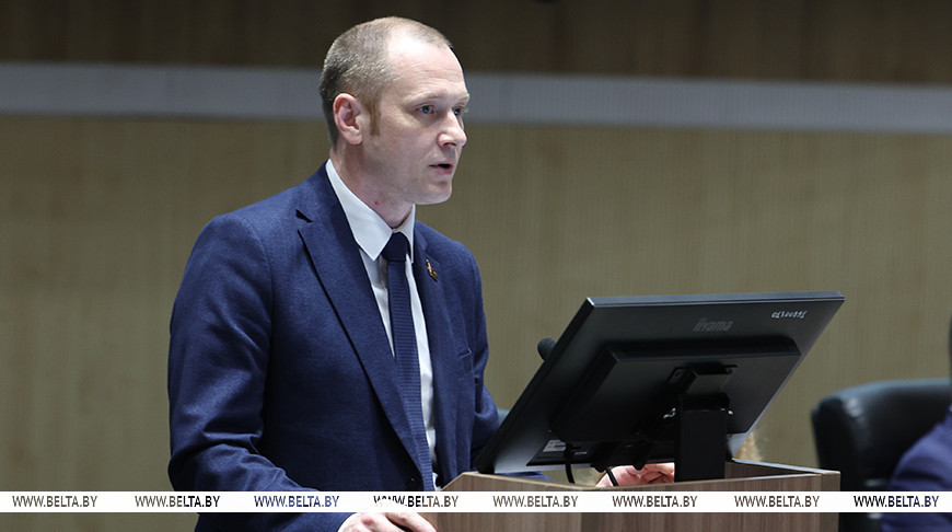 Денис Мороз