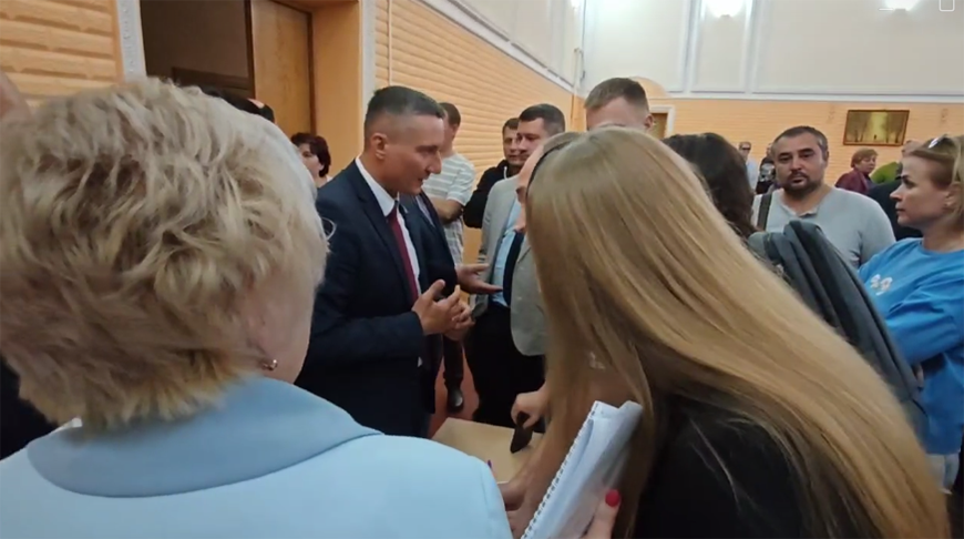 Скриншот видео общественного обсуждения