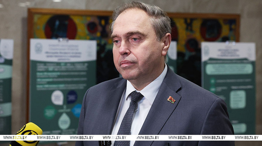 Владимир Караник