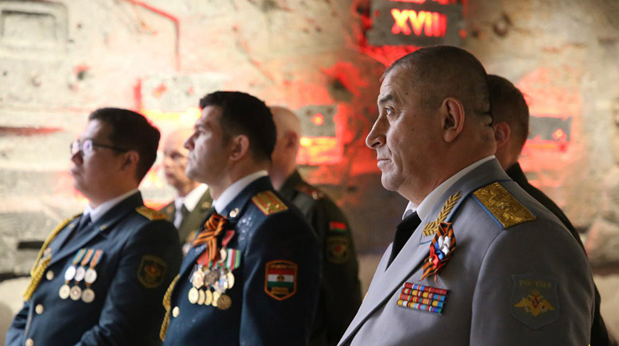 Фото  "Ваяр" 