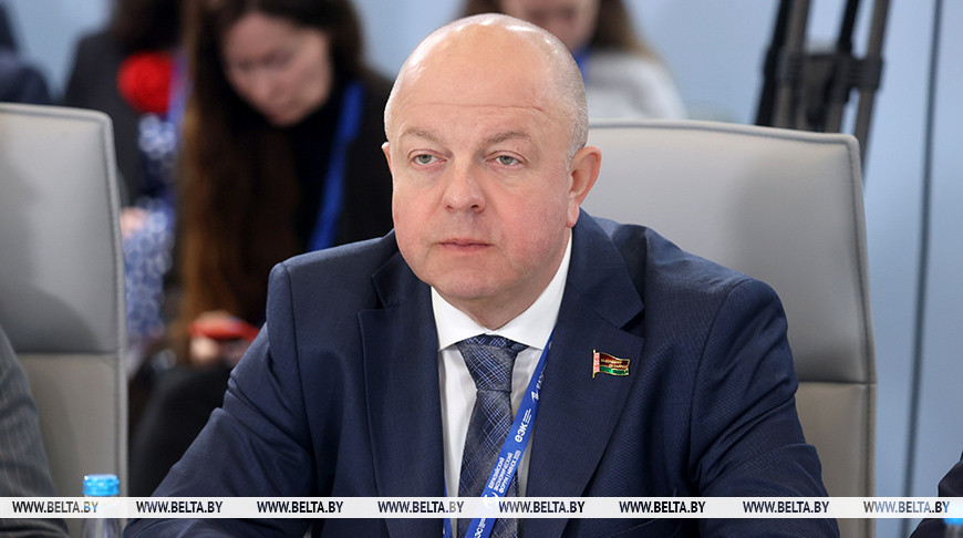 Дмитрий Жук