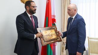 Усман Абдельджалил и Александр Ходжаев